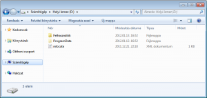 Felhasználók és ProgramData mappa a D: meghajtón